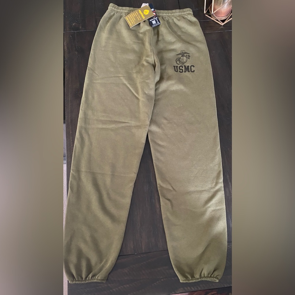 NWT USMC green EGA sweatpants unisex